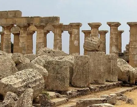 فندق مبيت وإفطار Il Terrazzo Dei Templi مارينيلا دي سيلينونتي